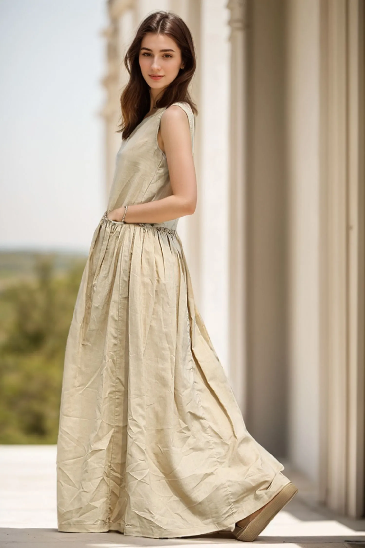 Beige Loose-Fitting Sleeveless Summer dress C259