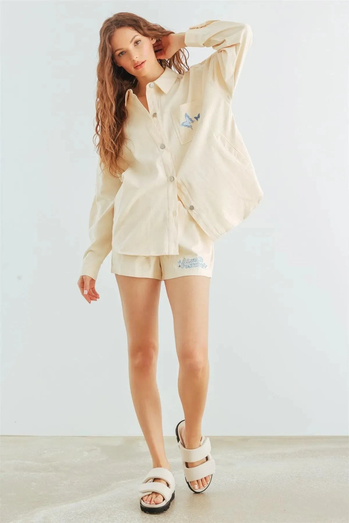 Cream Cotton Button-Up Collared Neck Jacket & High Waist Shorts Set /1-2-2-1