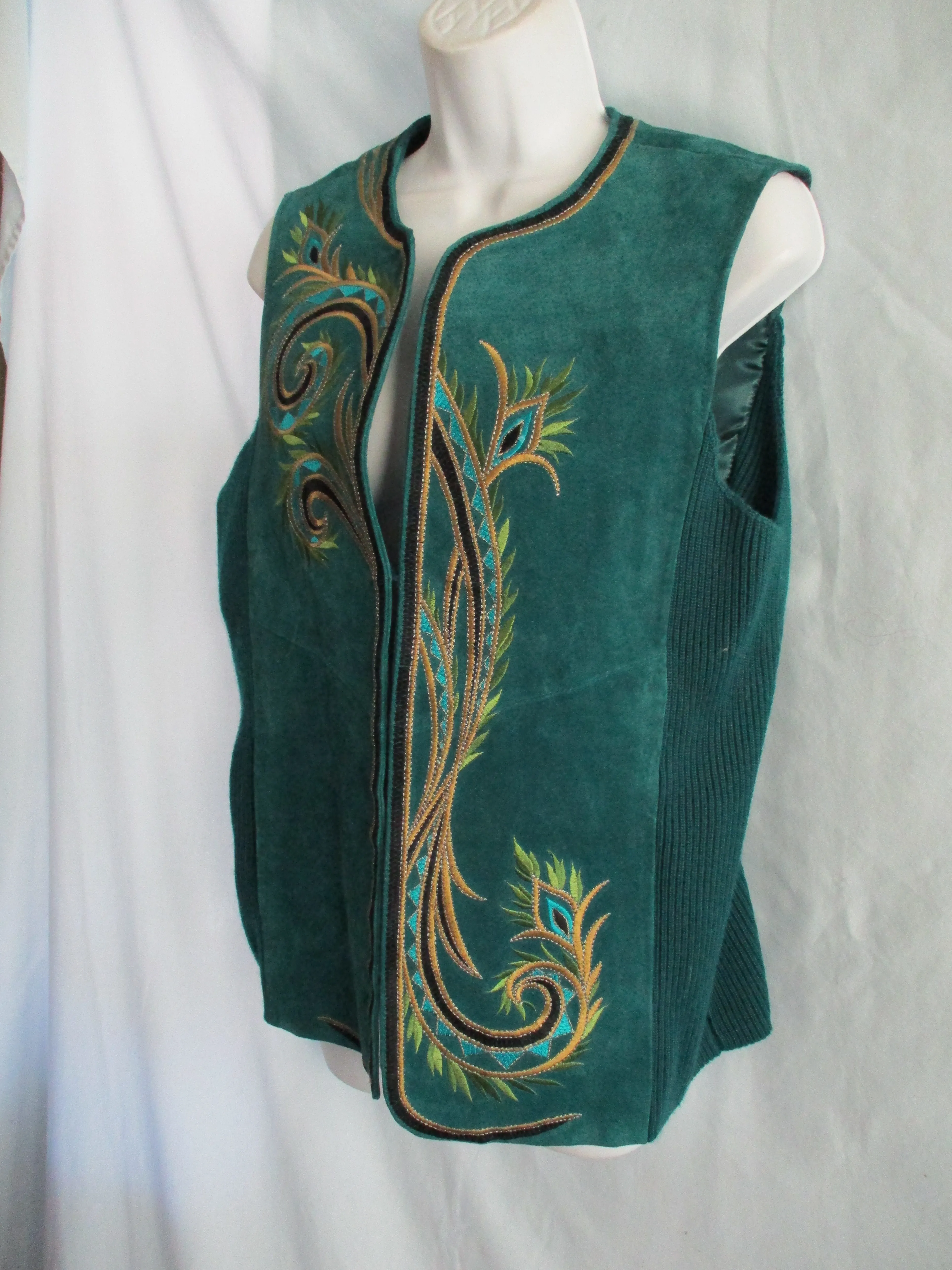 NWT NEW BOB MACKIE WEARABLE ART LEATHER Embroidered PEACOCK VEST S Boho Hippie Western